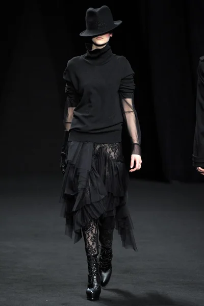 Look 20